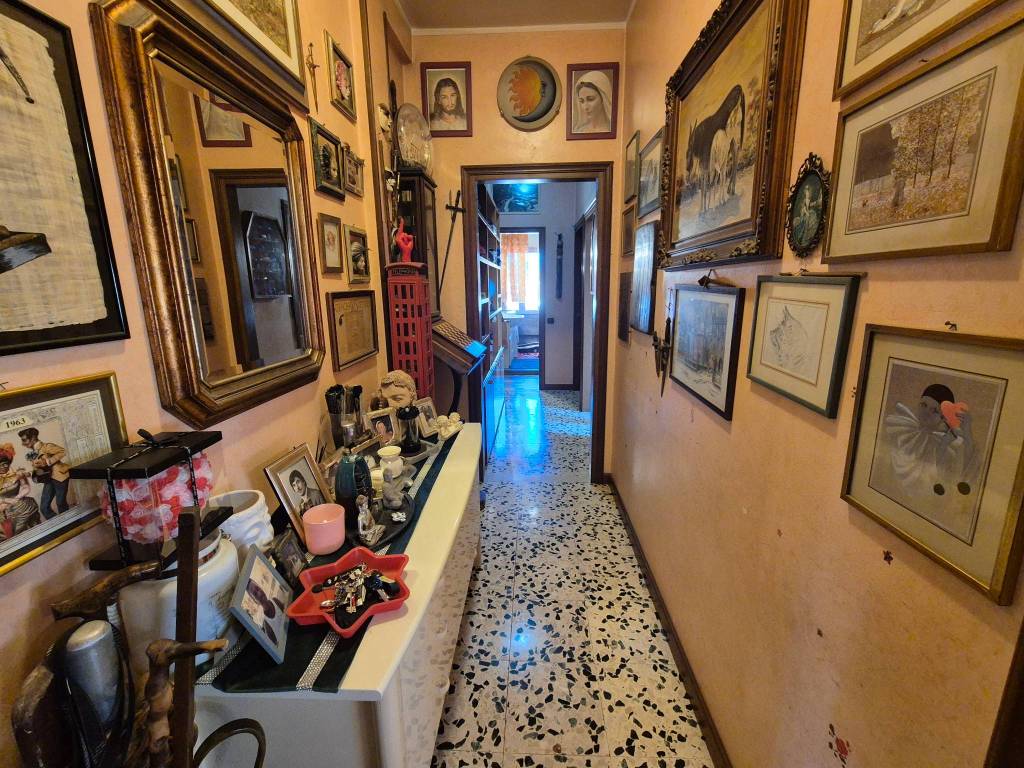 Appartamento a Brescia in Via Giovanni Battista Bossini - Foto 2