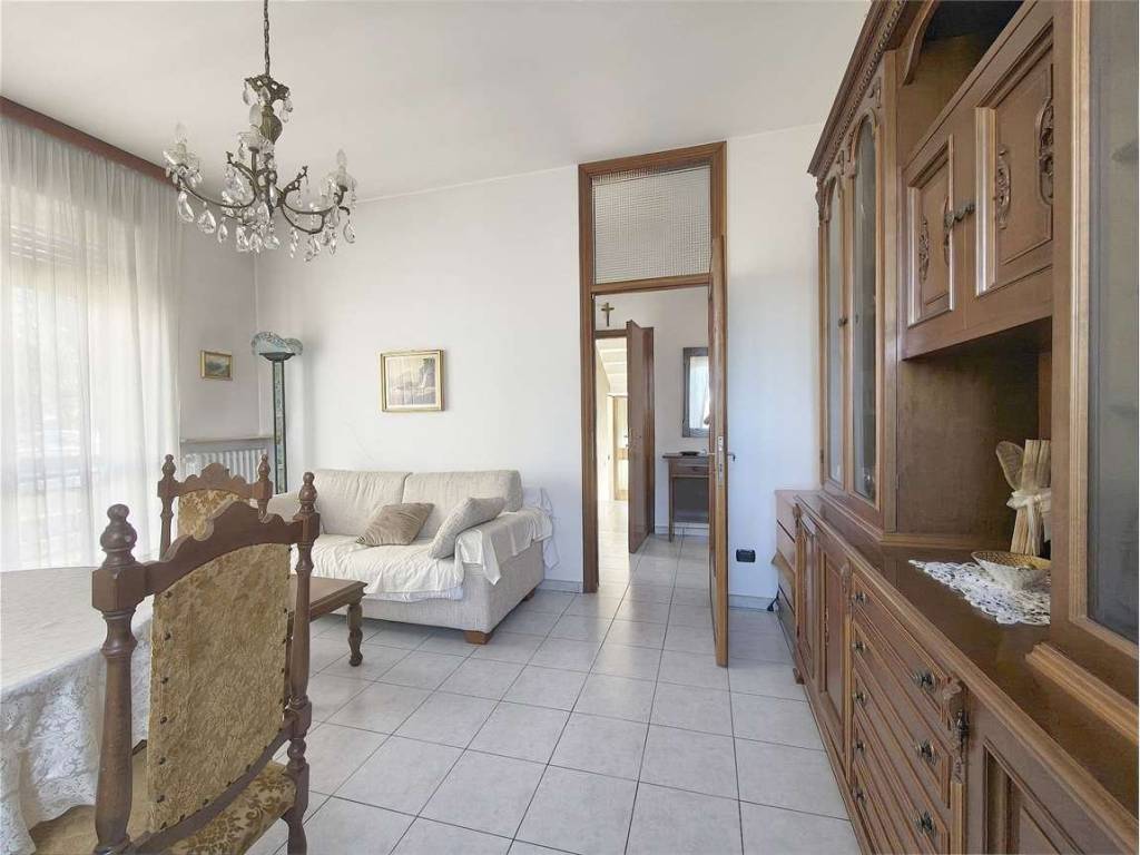 Appartamento a Alzate brianza in via gramsci - Foto 3