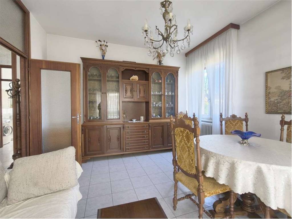Appartamento a Alzate brianza in via gramsci - Foto 5