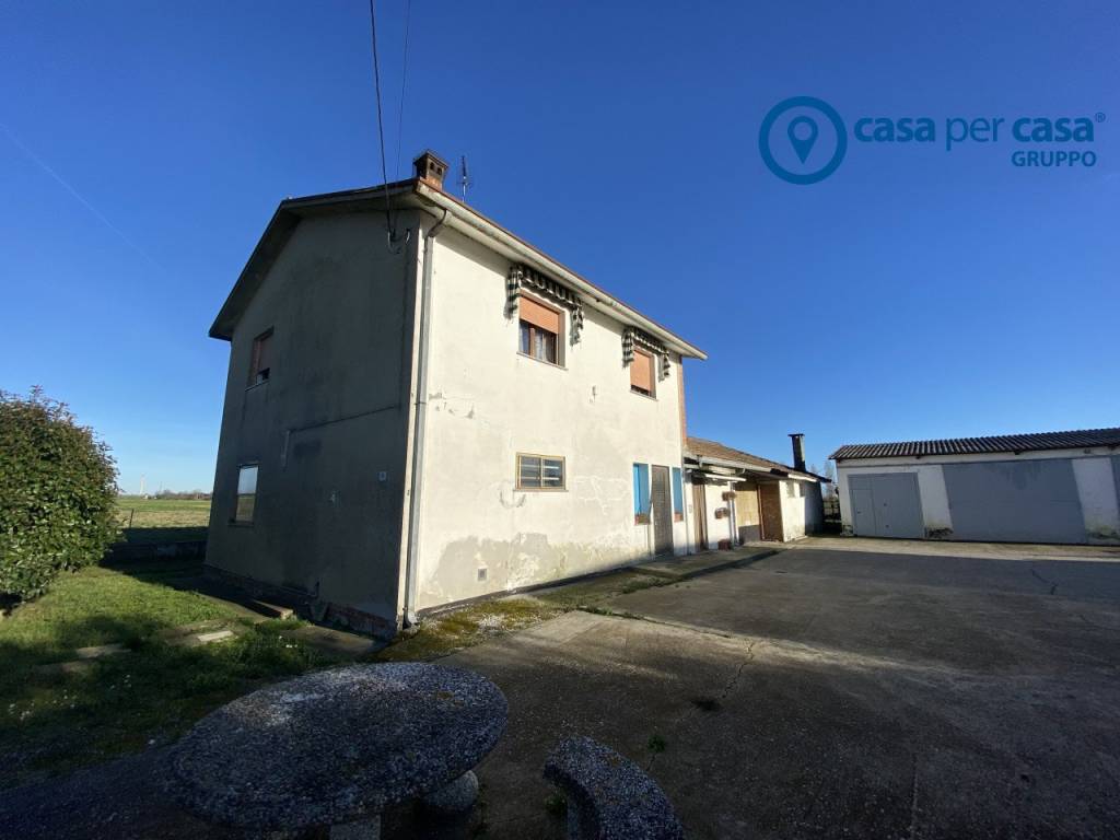 Casa indipendente a Porto tolle in Porto Tolle Via Belfiore - Foto 2