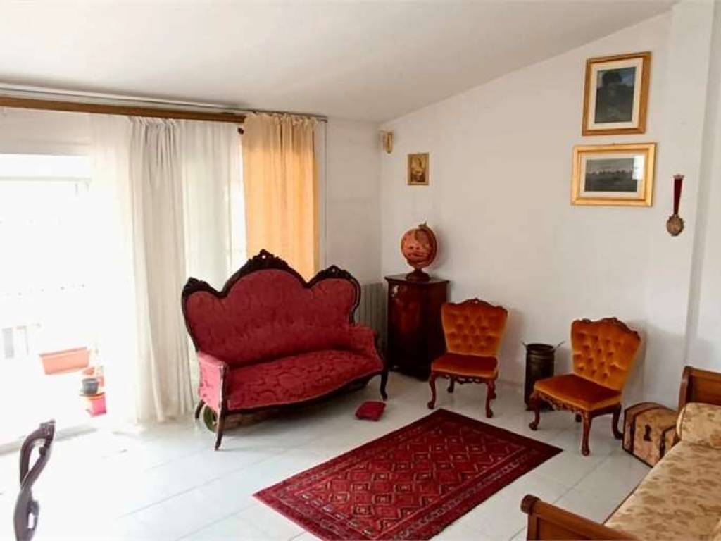 Appartamento a Ozieri in Via leonardo tola, 4 - Foto 3