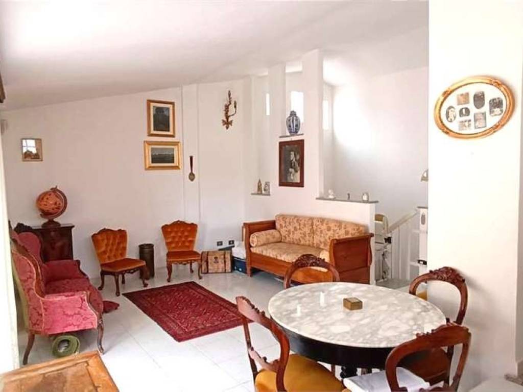 Appartamento a Ozieri in Via leonardo tola, 4 - Foto 4