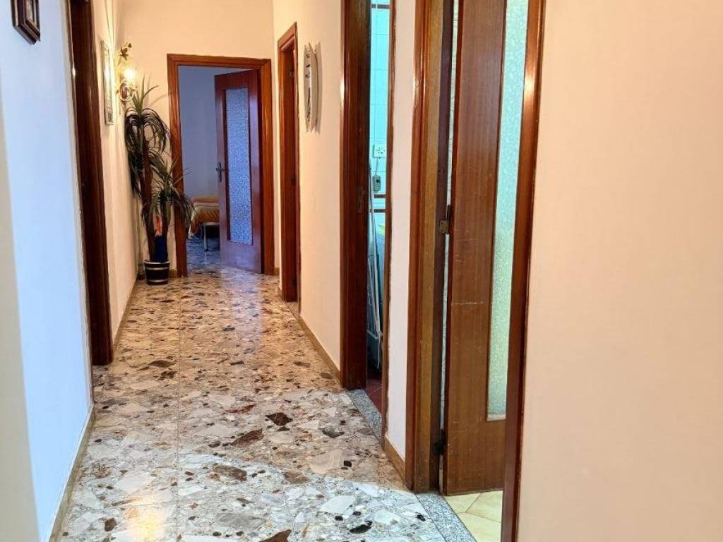 Appartamento a Torre annunziata in Via Prota, 71 - Foto 4