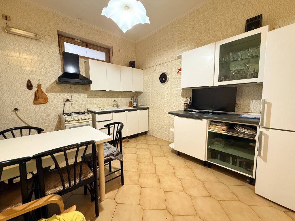 Appartamento a Torre annunziata in Via Prota, 71 - Foto 5