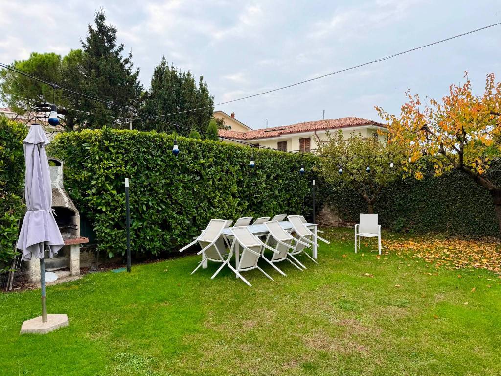 Appartamento a Bardolino in Via dell'Alpino, 24 - Foto 2