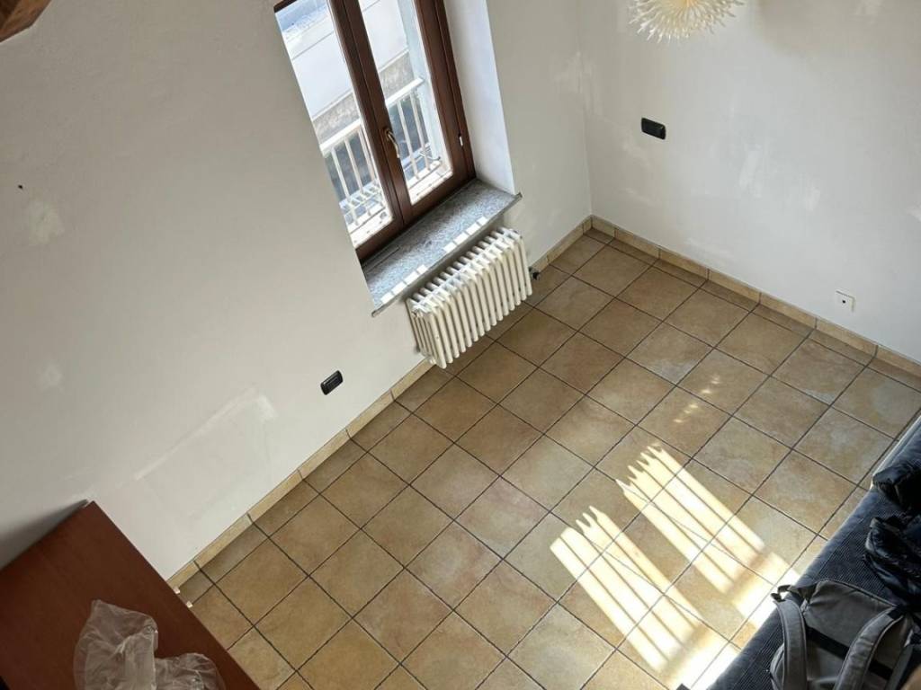 Appartamento a Castano primo in Corso San Rocco - Foto 3