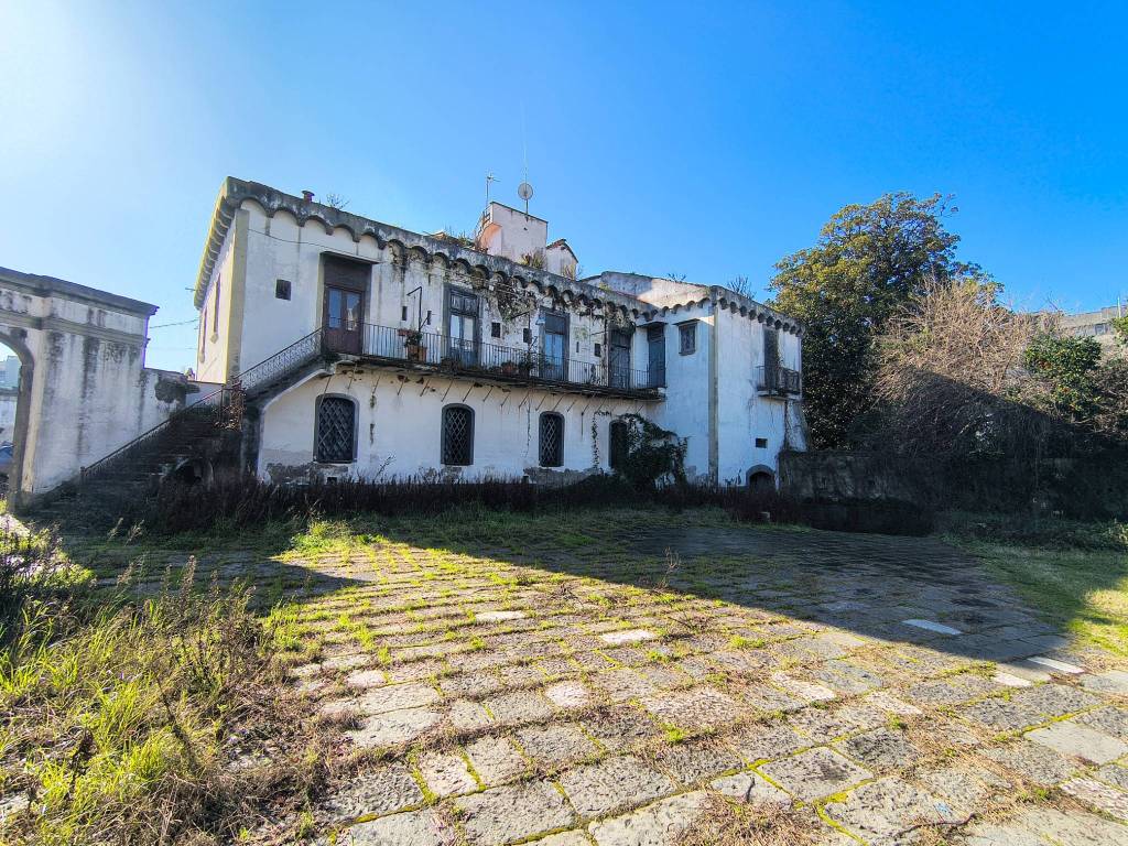 Villetta a schiera a Napoli in Via Angelo Camillo De Meis - Foto 3