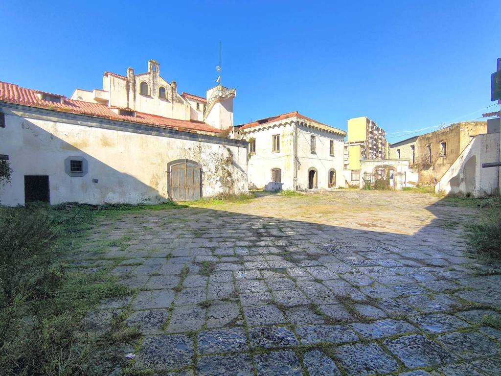 Villetta a schiera a Napoli in Via Angelo Camillo De Meis - Foto 4