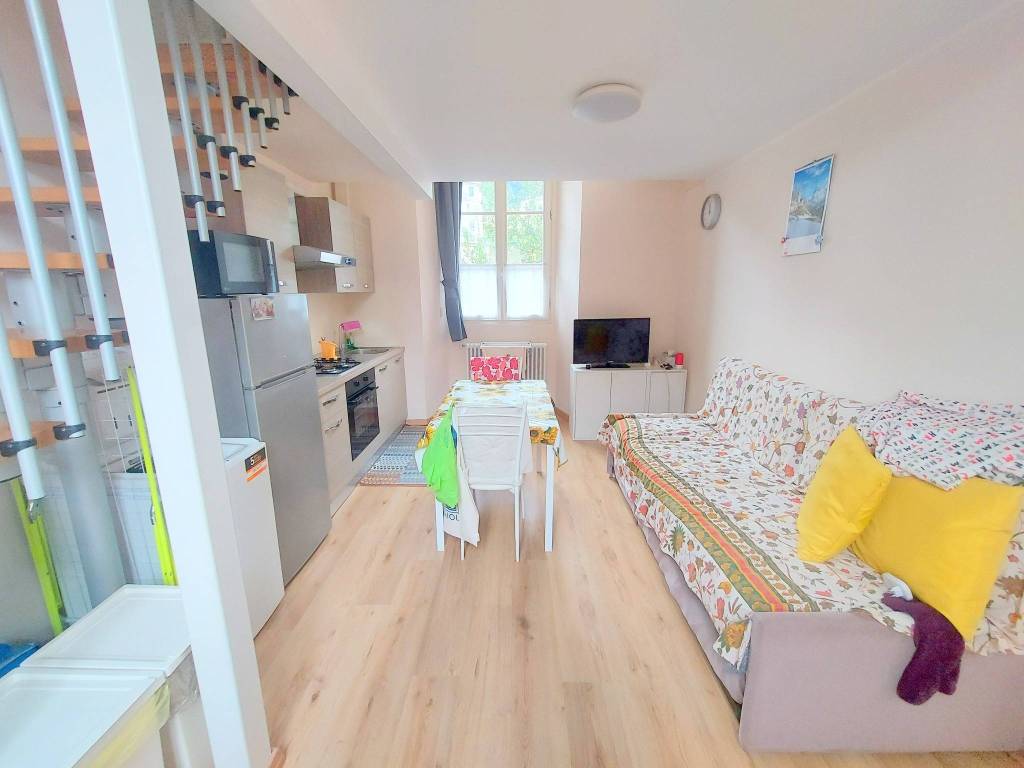 Appartamento a Como in Via Borgo Vico, 123 - Foto 2