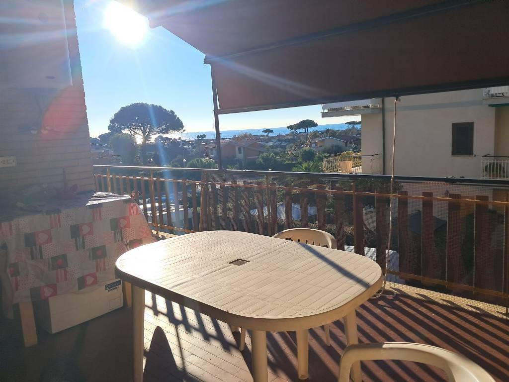 Appartamento a Ladispoli in Via Saturno - Foto 3