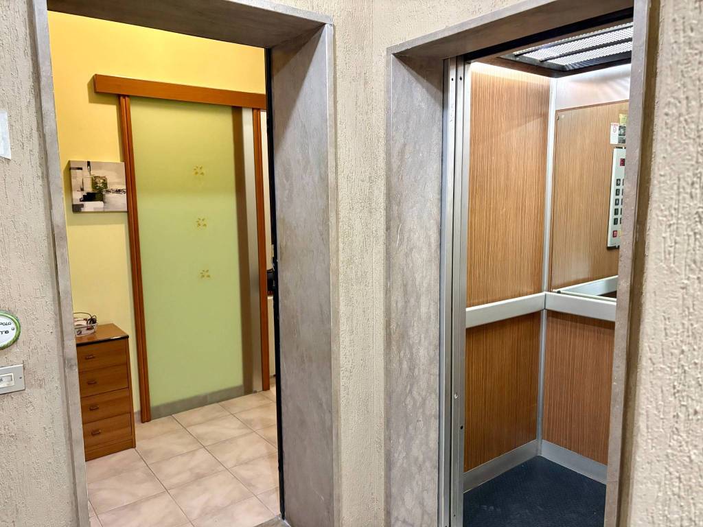 Appartamento a Pieve emanuele in Via dei Pini, 7 - Foto 3