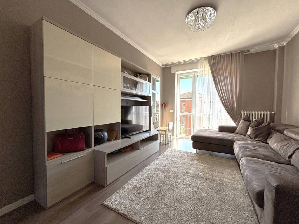 Appartamento a Cinisello balsamo in Via Luigi Pecchenini, 21 - Foto 2