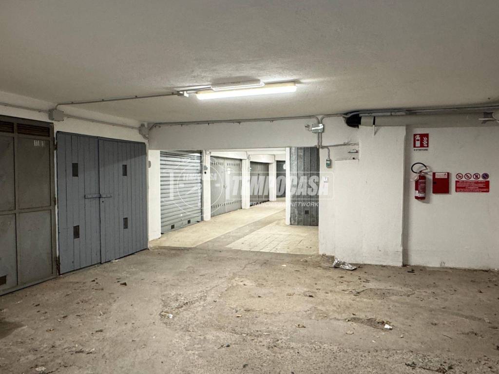 Box / garage a Savona in Via Francesco Cilea 6 - Foto 2