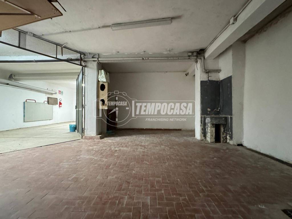 Box / garage a Savona in Via Francesco Cilea 6 - Foto 3