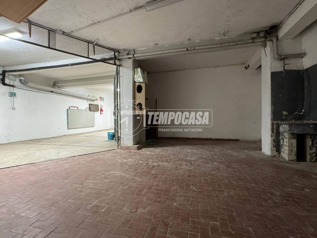 Box / garage a Savona in Via Francesco Cilea 6 - Foto 4