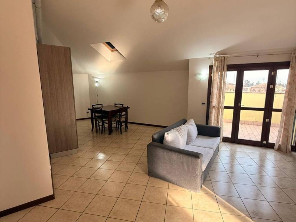 Appartamento a Cavezzo in Via Volturno, 44 - Foto 2