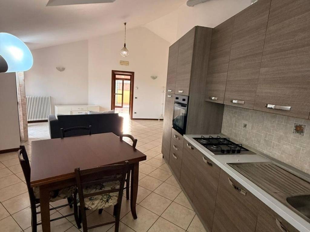 Appartamento a Cavezzo in Via Volturno, 44 - Foto 3