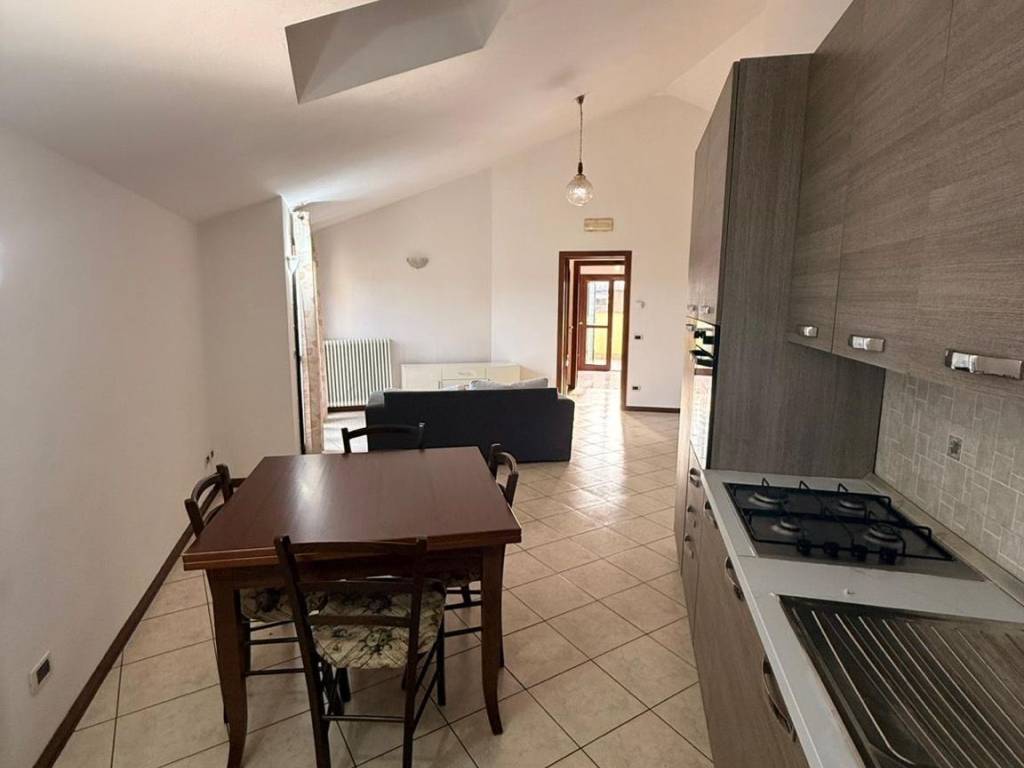 Appartamento a Cavezzo in Via Volturno, 44 - Foto 4