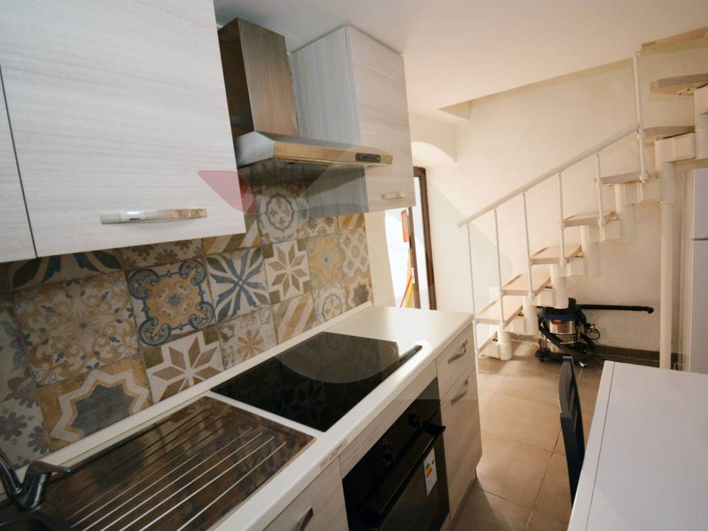 Casa indipendente a Bitritto in Via Notar Giuseppe Loconte - Foto 5