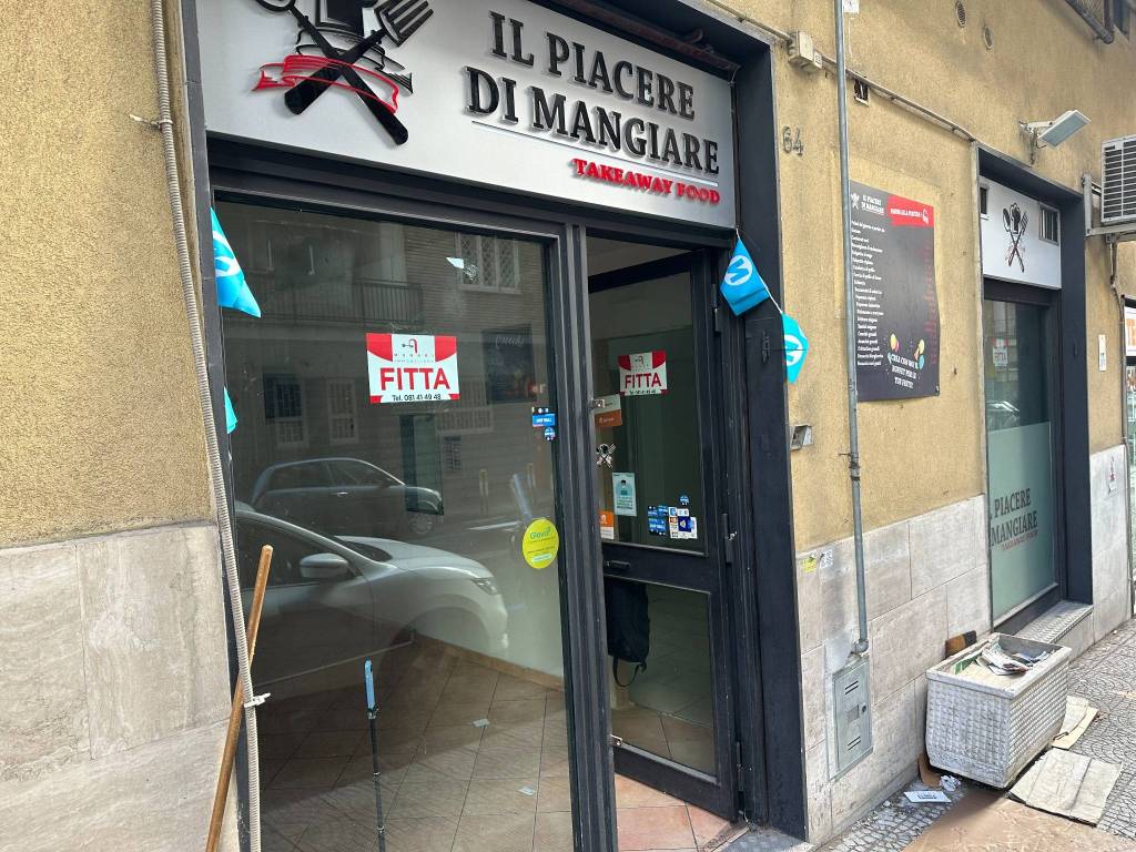 Immobile a Napoli in Via Antonio e Luigi Sementini, 46 - Foto 3