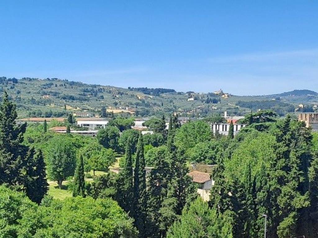 Appartamento a Scandicci in Via Ruggero Leoncavallo - Foto 4