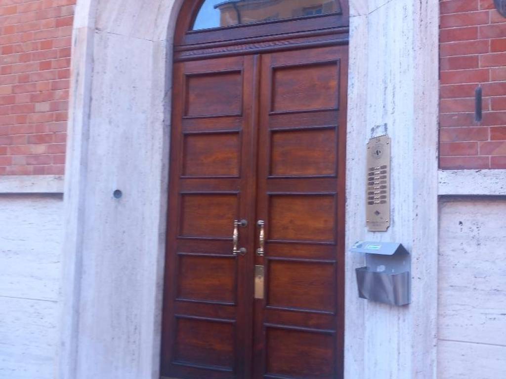 Appartamento a Torino in Via Antonio Pacinotti, 24 - Foto 2