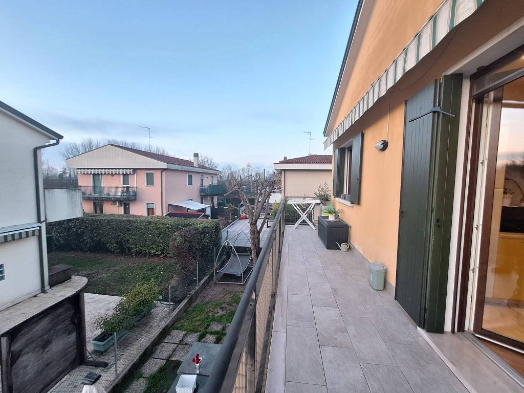 Appartamento a Mirano in Via Primo Sartori - Foto 4