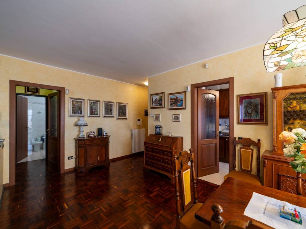 Appartamento a Assago in Via Duccio di Buoninsegna - Foto 5