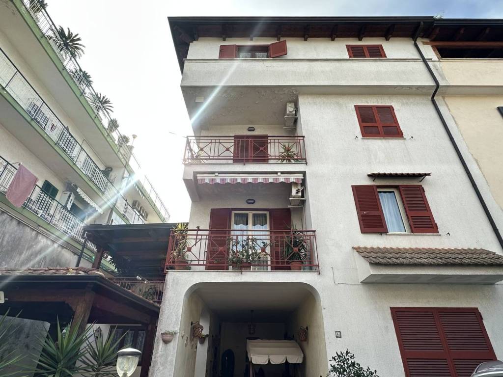 Villa a Villaricca in Via Enrico Fermi, 205 - Foto 2