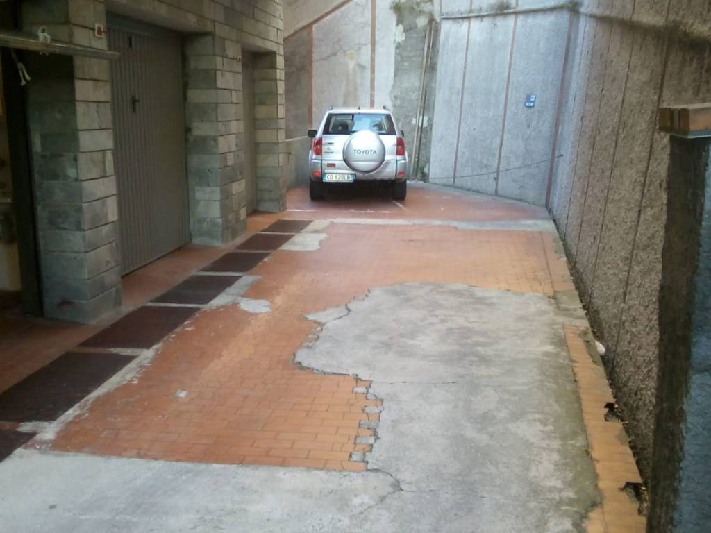 Box / garage a Genova in Via dei Platani - Foto 3