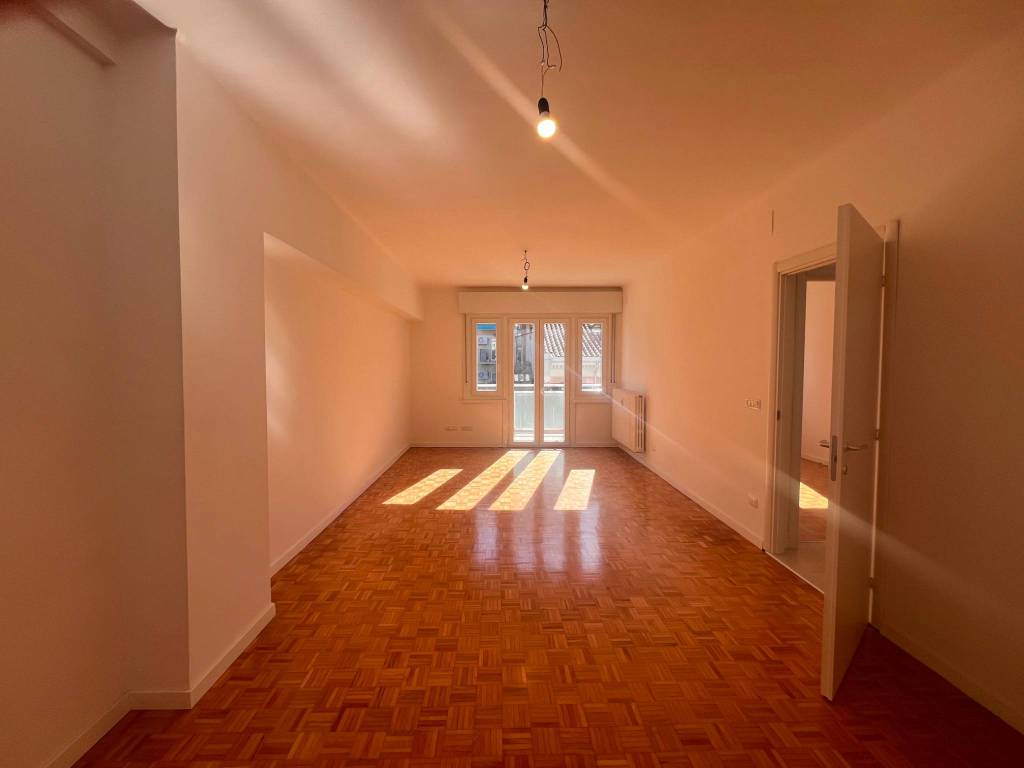 Appartamento a Trieste in Via della Ginnastica, 24 - Foto 4