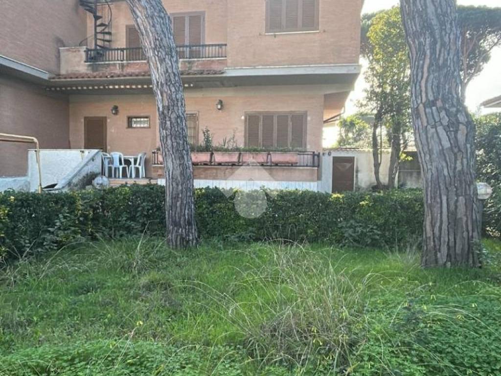 Villetta a schiera a Anzio in VIA DELLE VIOLE, 48 - Foto 2
