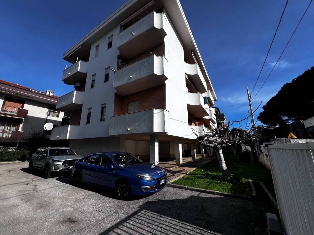 Appartamento a Montesilvano in Via Mincio, 16 - Foto 2