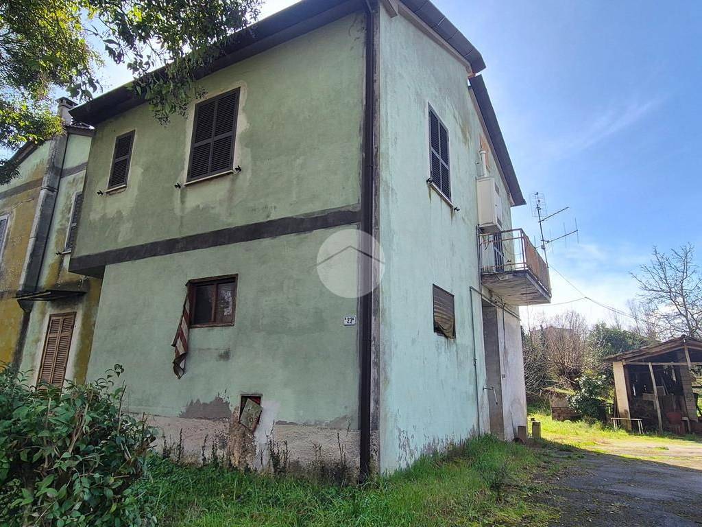 Casa indipendente a Frosinone in Via Selva Casilina, 126 - Foto 2