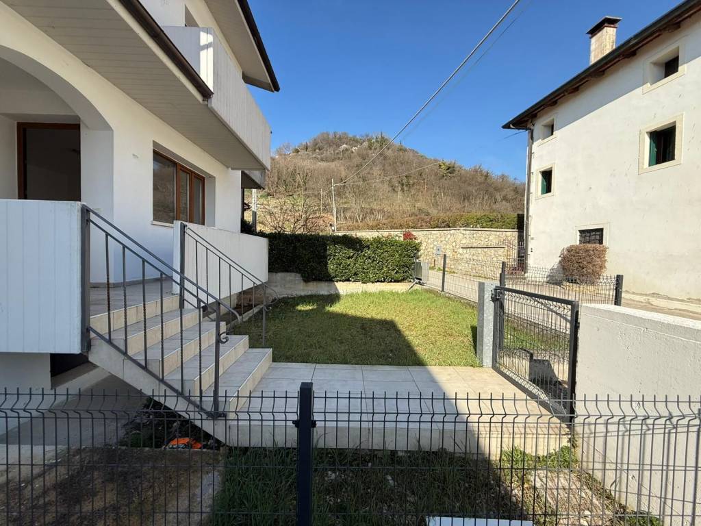 Villetta a schiera a Val liona in Via Strada Vecchia, 13 - Foto 2