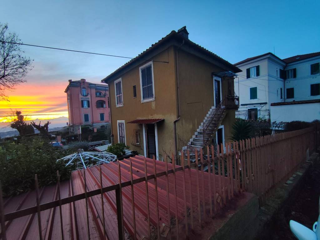 Villa a Ariccia in Via Appia Nuova - Foto 3