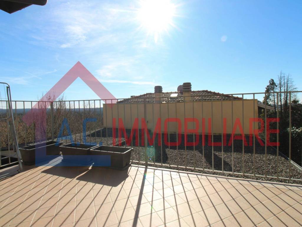 Appartamento a Vergiate in Via Donda, 40 - Foto 4