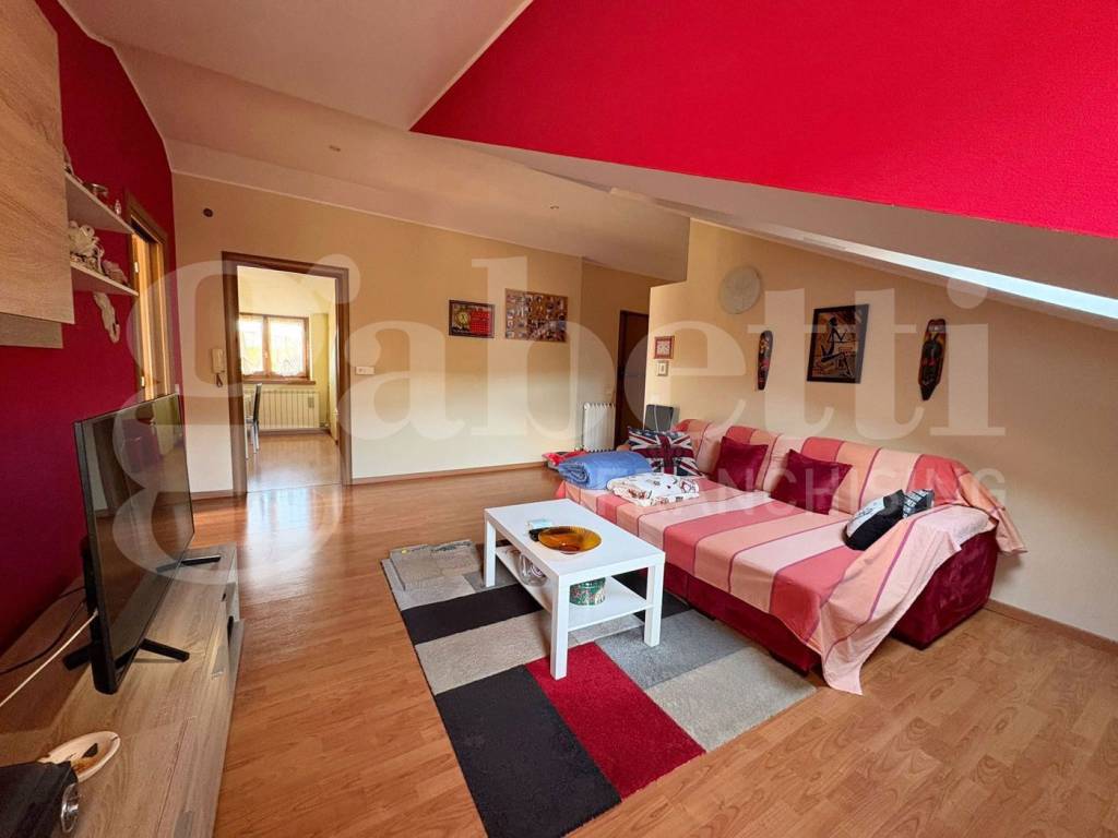 Appartamento a Grinzane cavour in Via dell'asilo - Foto 5