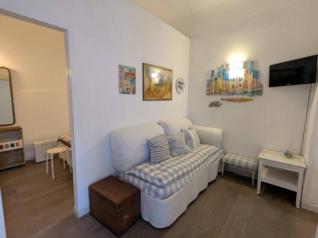 Appartamento a Taranto in Via Crispi, 72 - Foto 2