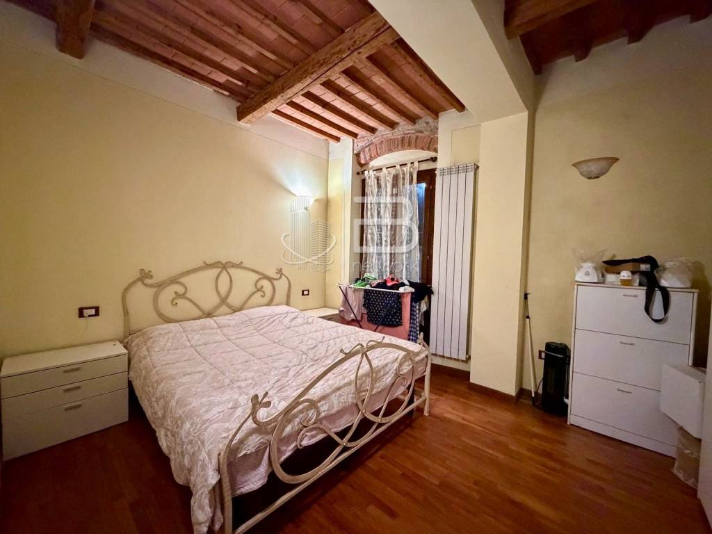 Appartamento a Massa e cozzile in Via 1 Maggio - Foto 2