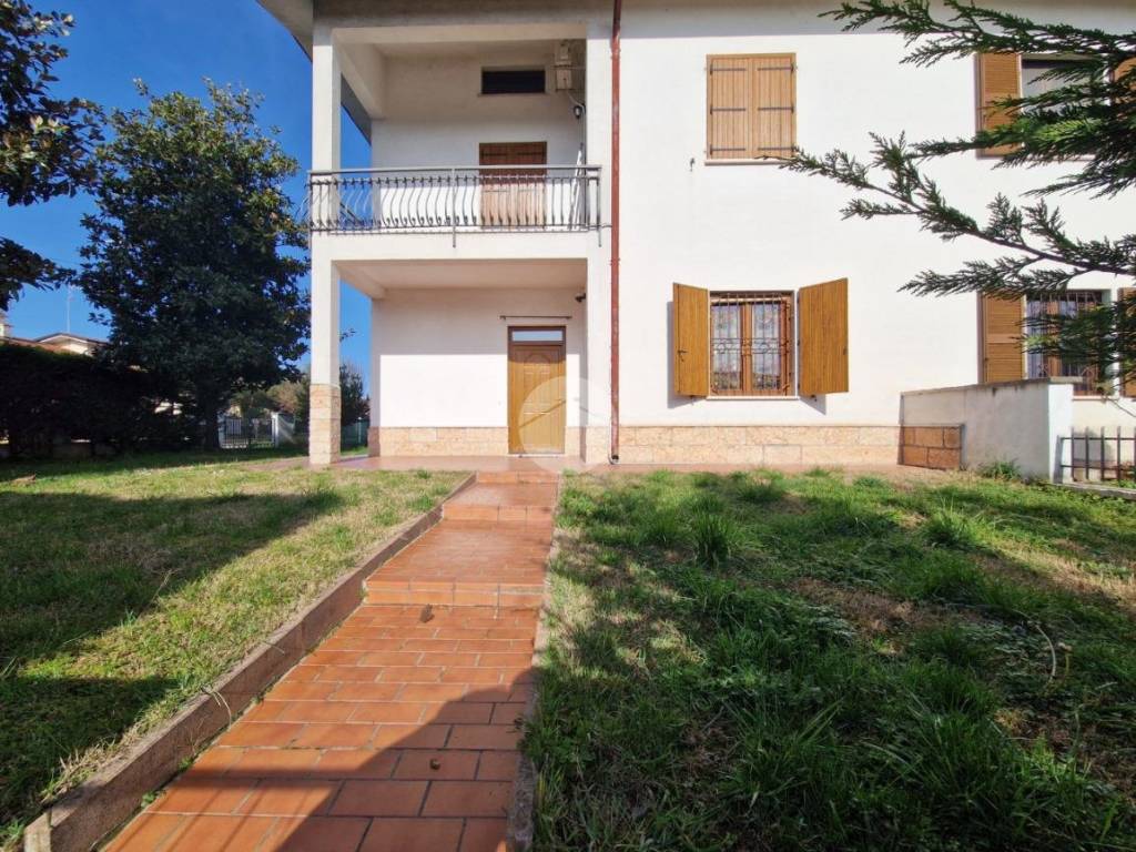Villa a Borgo virgilio in Via F. Filzi, 1 - Foto 2