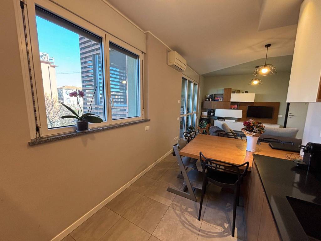 Appartamento a Corsico in Via Laura Conti - Foto 3