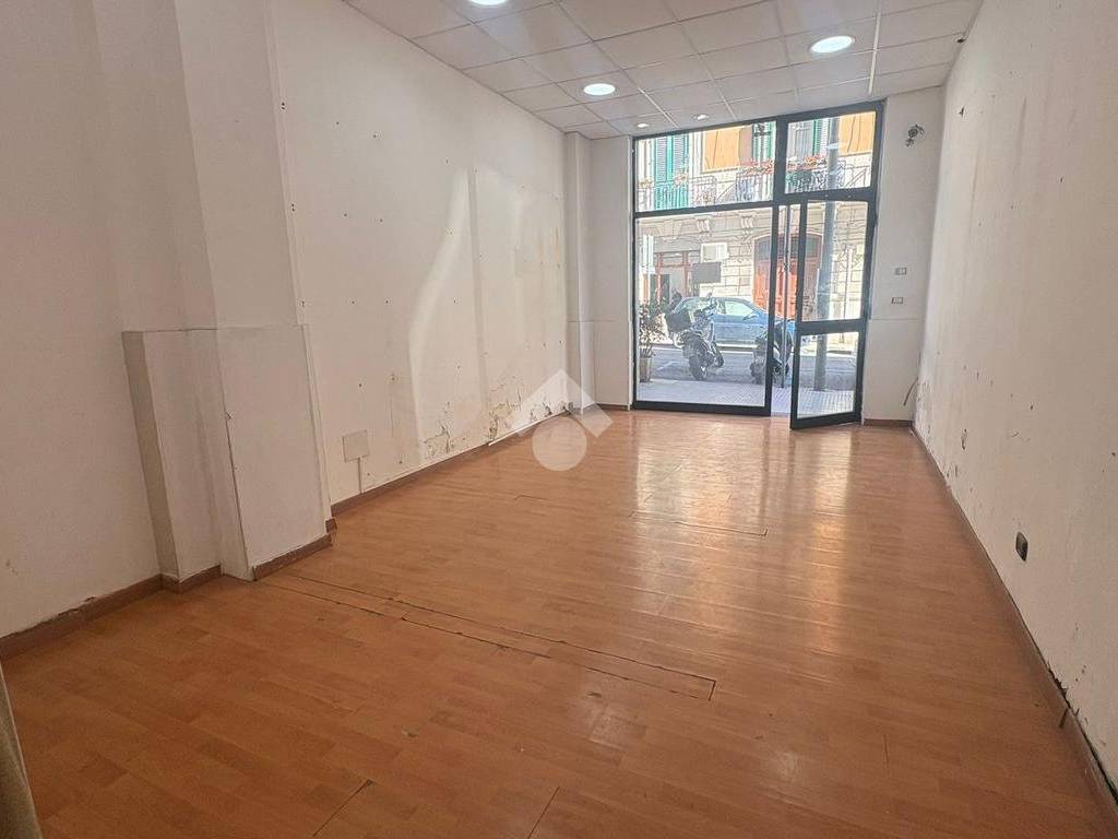 Immobile a Messina in Negozio Via XXVII Luglio, 105 - Foto 2