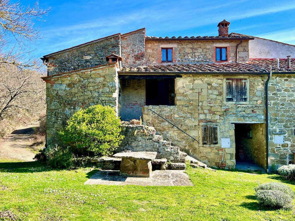 Casa indipendente a Talla in Località Valleacasa Bianca - Foto 2