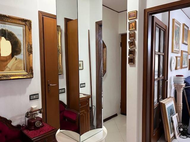 Appartamento a Genova in Via Cesare Pavese - Foto 2