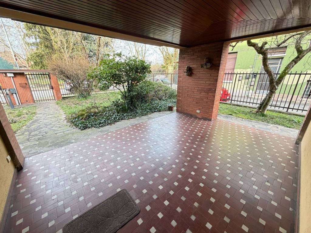 Villa a Cusano milanino in Via Ginestra, 16 - Foto 2