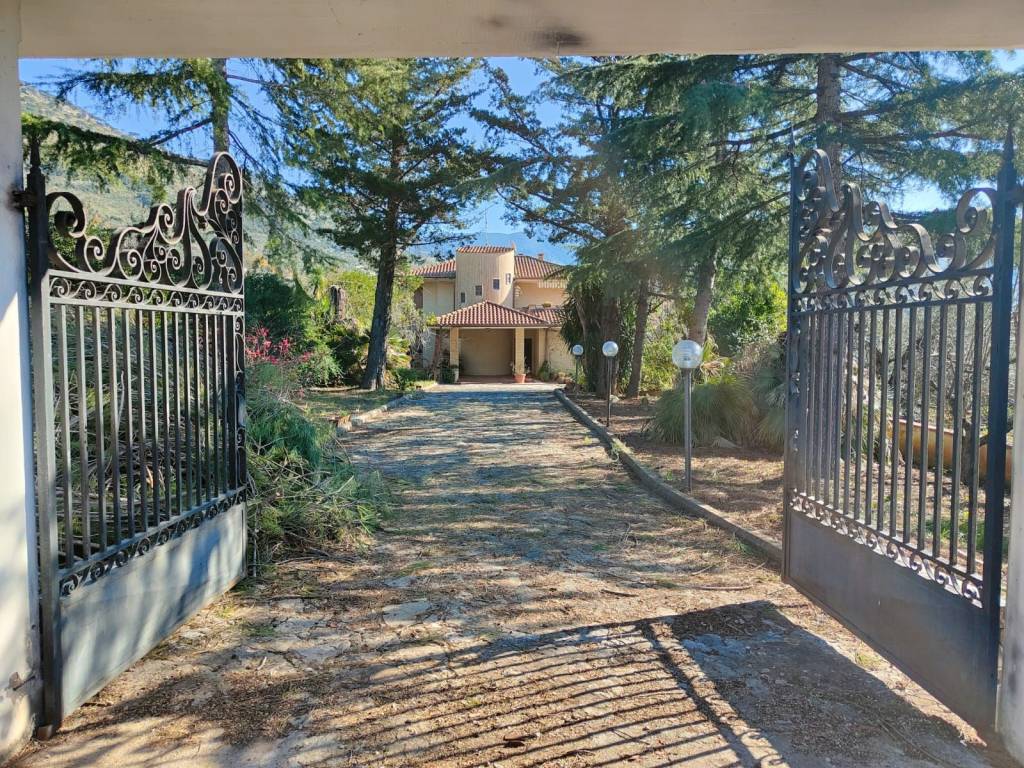 Villa a Sonnino in Via Serre - Foto 2