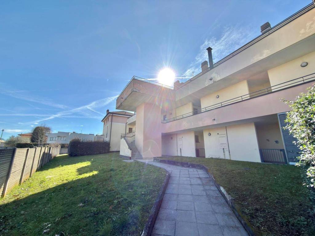 Appartamento a Mariano comense in Via Alberto da Giussano - Foto 2