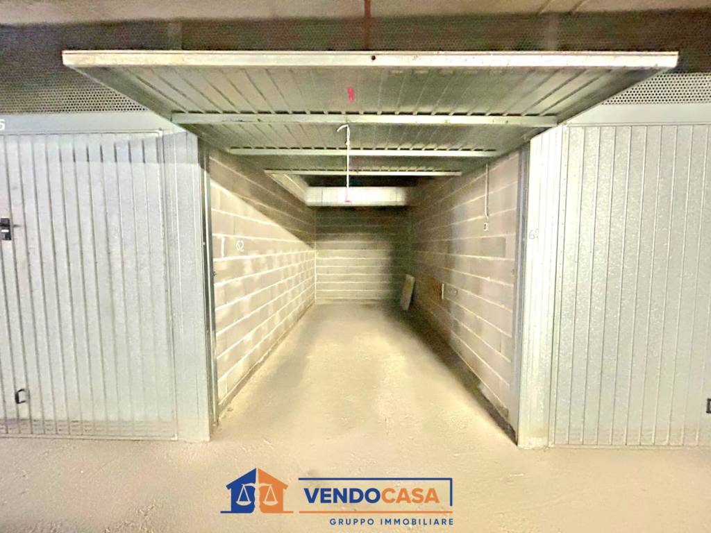 Box / garage a Loano in Via Monte Pasubio - Foto 2