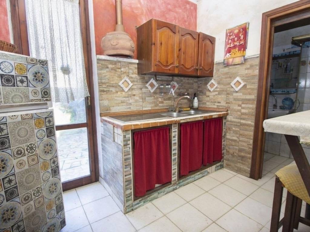 Villa a Sabaudia in Via delle Dalie, 3 - Foto 4